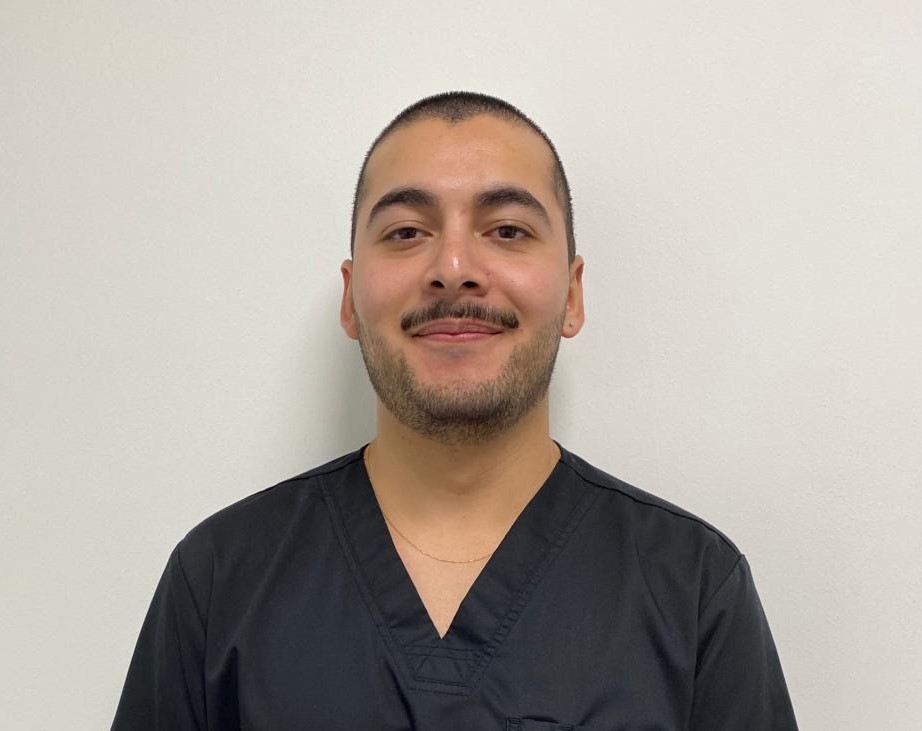 Dr Jorge González